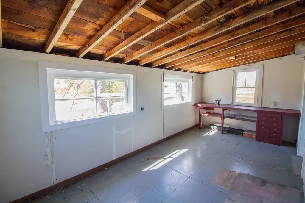 173 Western Avenue Hampden ME 04444