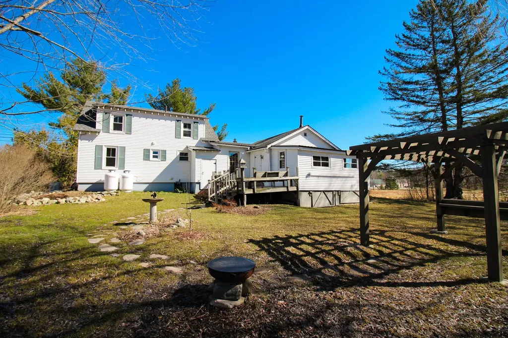 173 Western Avenue Hampden ME 04444
