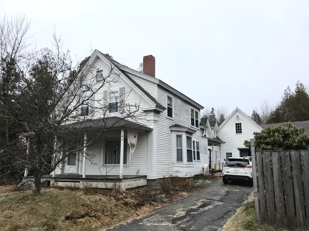 2150 Us Highway 1 Sullivan ME 04664