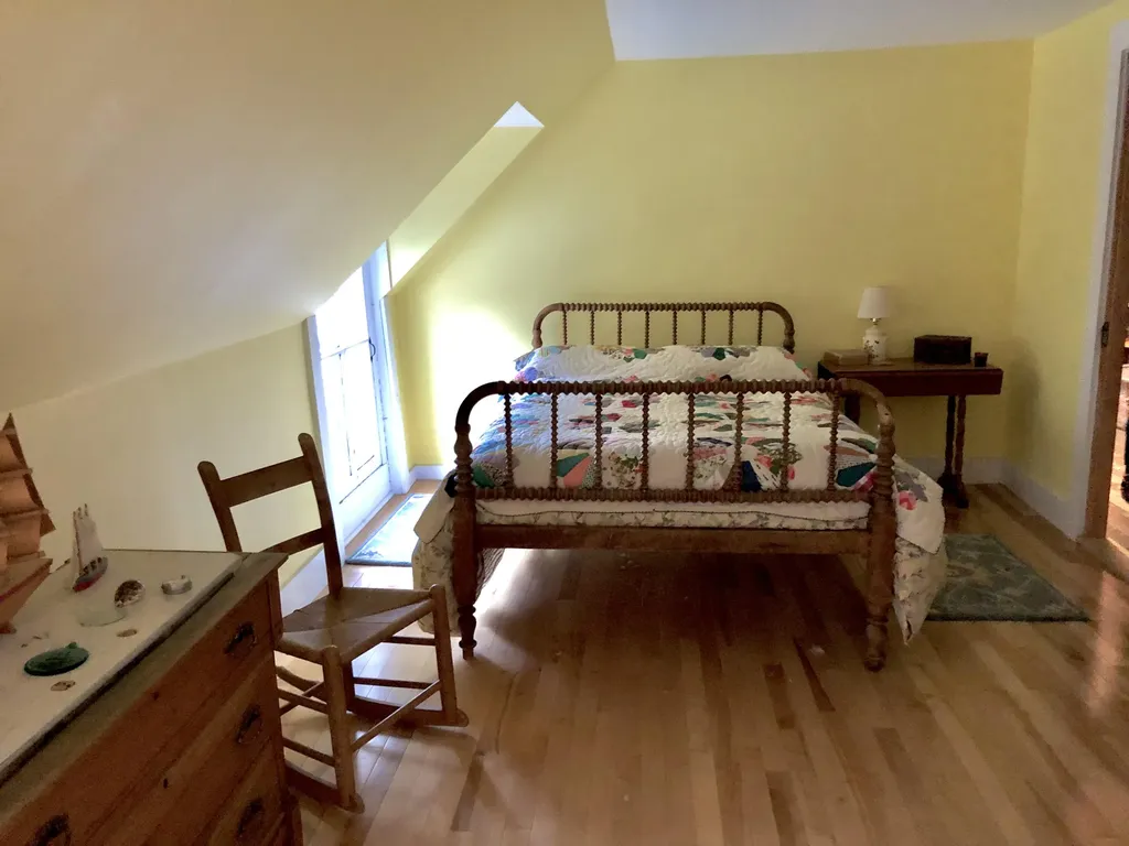 2150 Us Highway 1 Sullivan ME 04664