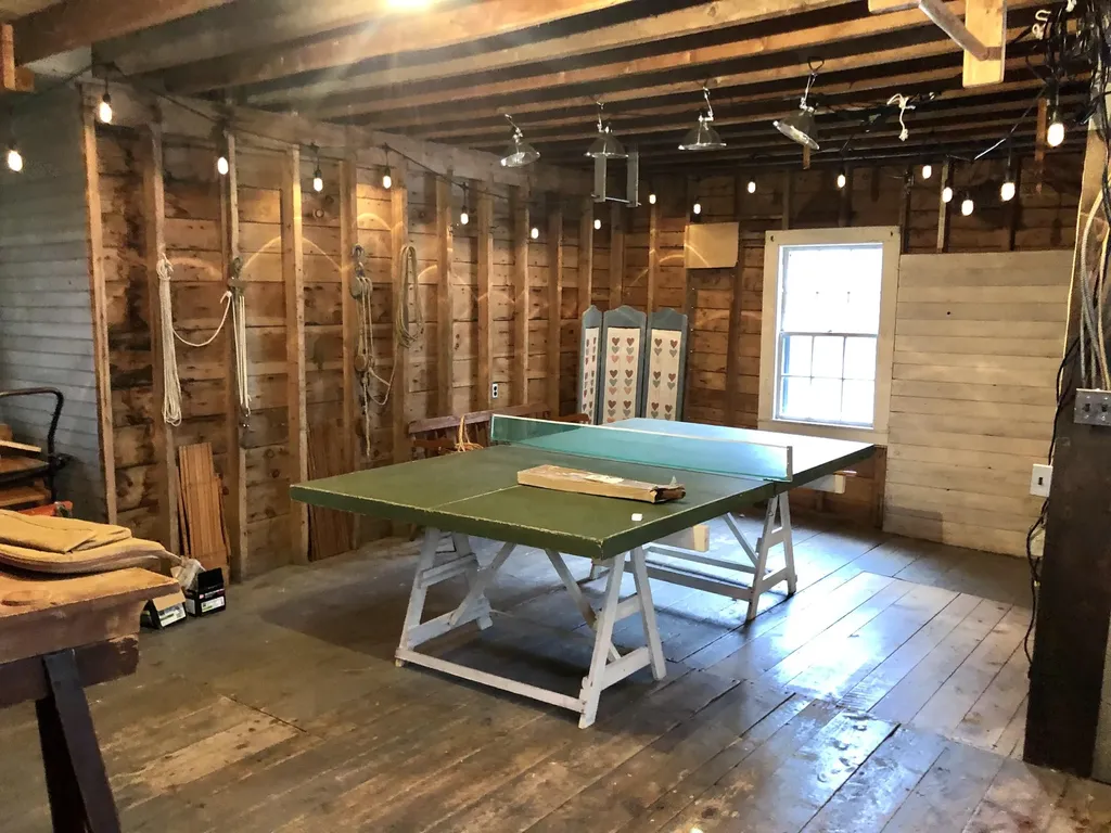 2150 Us Highway 1 Sullivan ME 04664