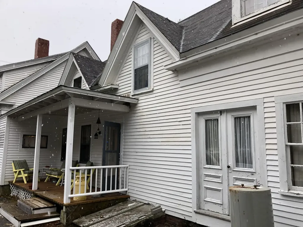2150 Us Highway 1 Sullivan ME 04664