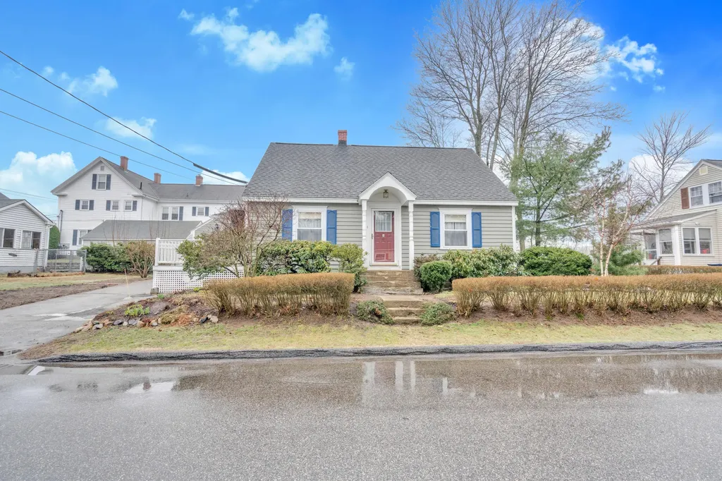 1 Hillside Avenue Biddeford ME 04005