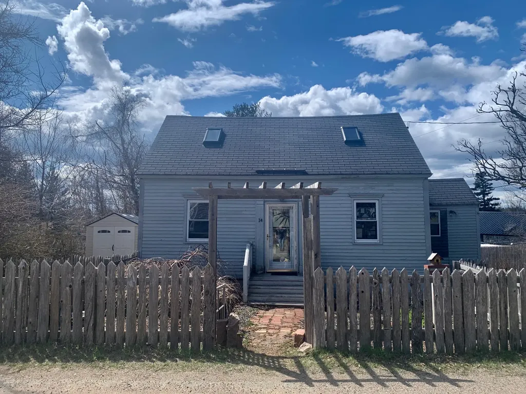 14 Jensen Street Eastport ME 04631