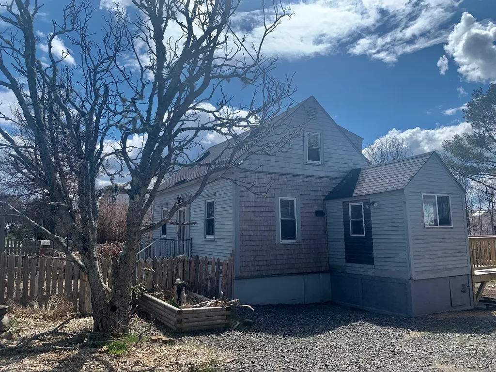 14 Jensen Street Eastport ME 04631