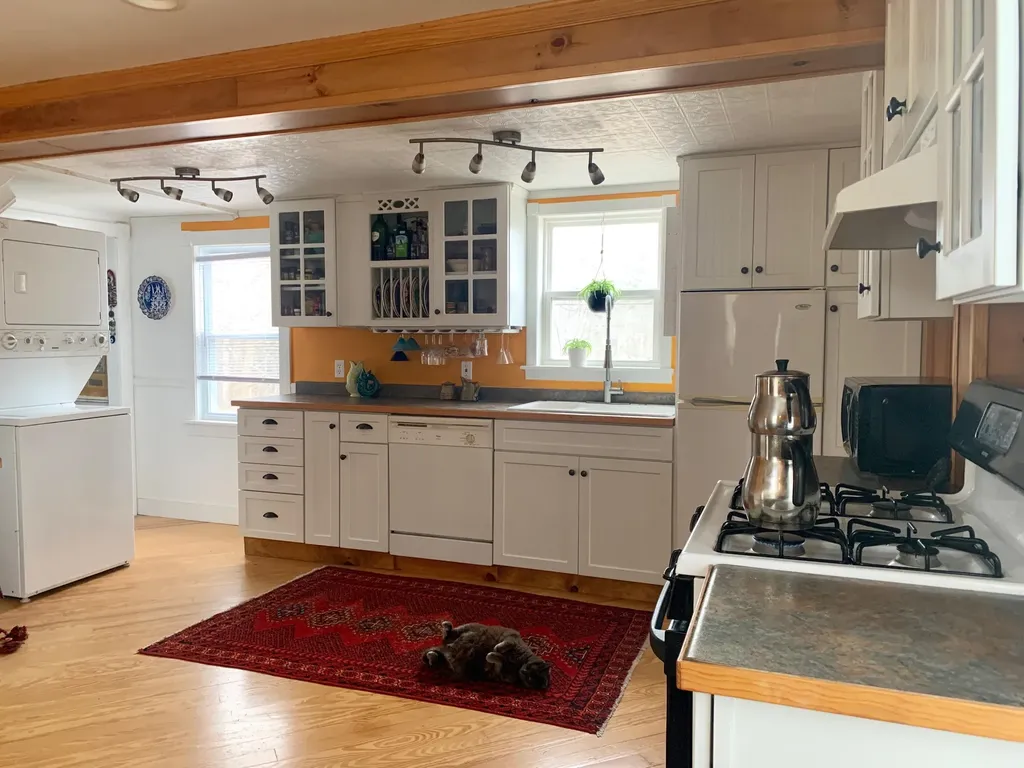 14 Jensen Street Eastport ME 04631