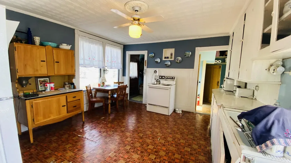 24 School Street Lubec ME 04652
