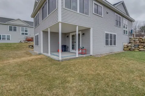 15 Callaway Drive Gray ME 04039