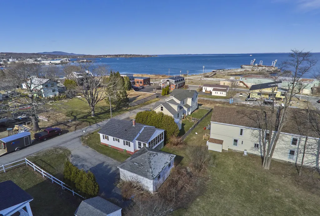 16 Marine Street Rockland ME 04841