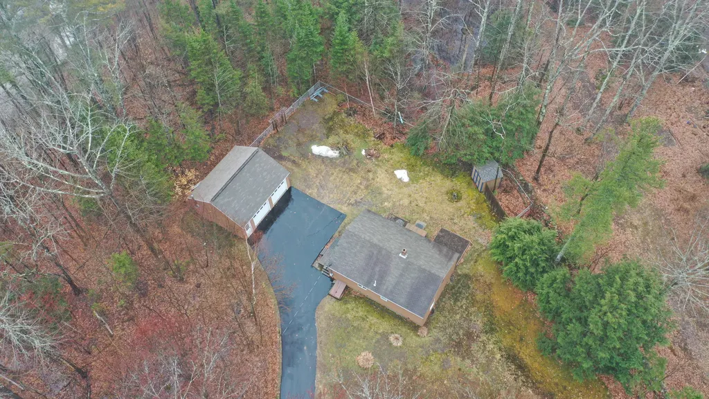 815 Brunswick Road Richmond ME 04357