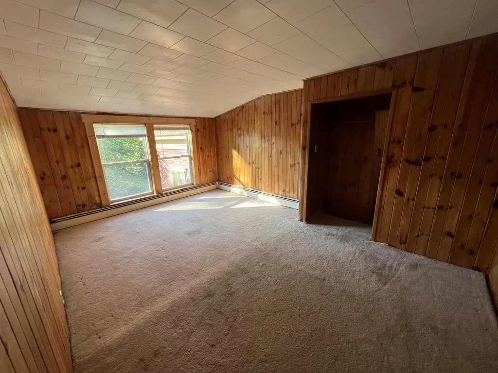 729 Prospect Avenue Rumford ME 04276