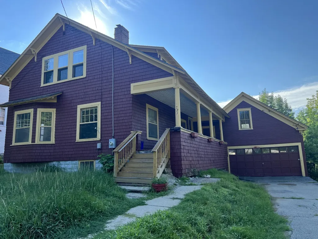 729 Prospect Avenue Rumford ME 04276