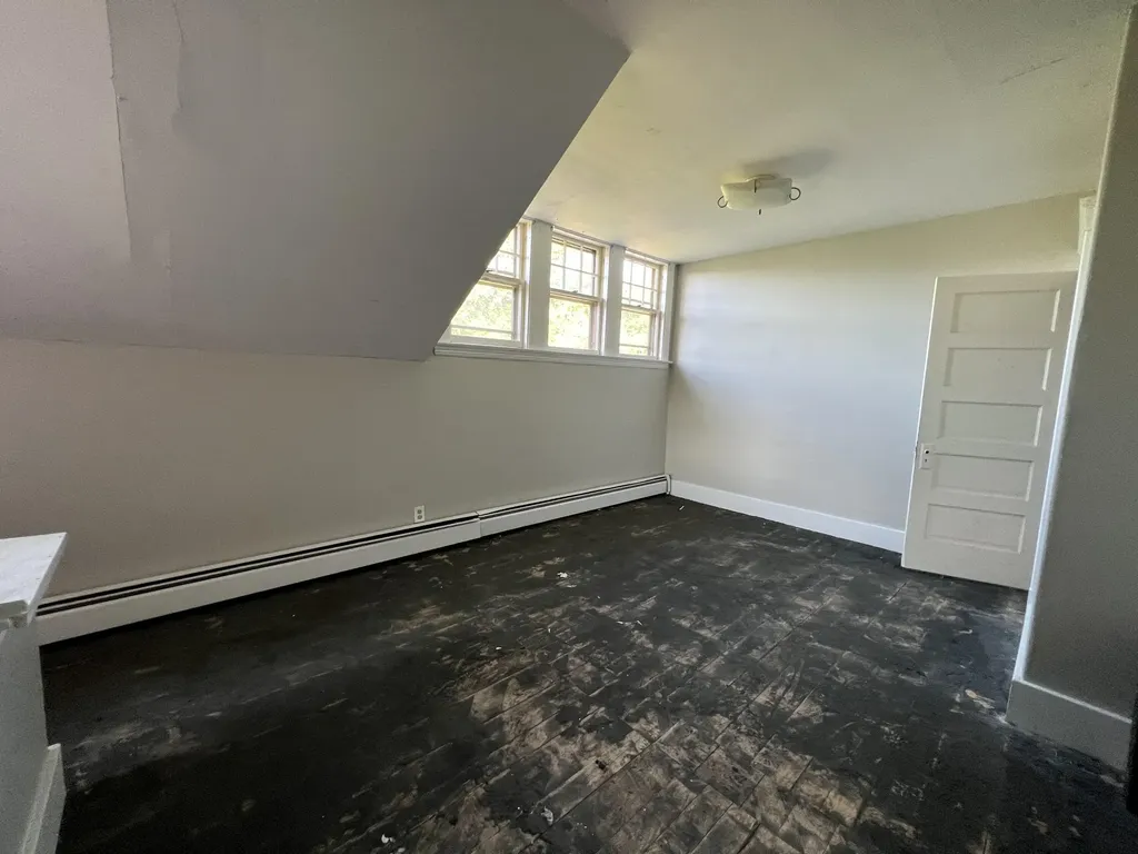 729 Prospect Avenue Rumford ME 04276
