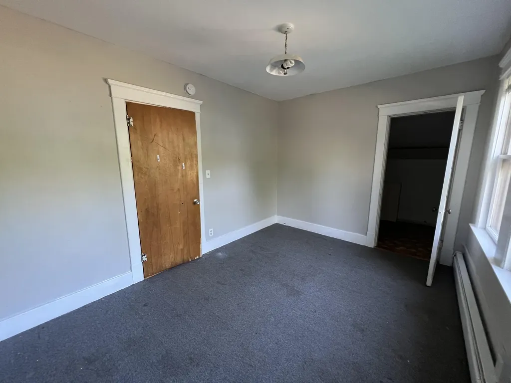 729 Prospect Avenue Rumford ME 04276