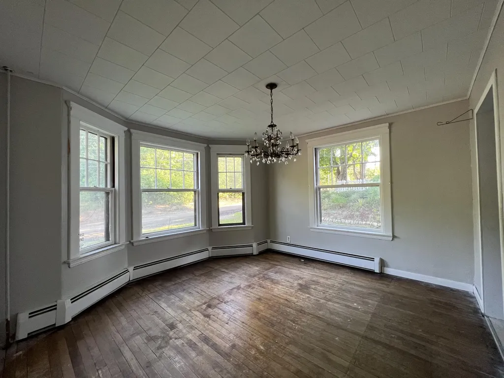 729 Prospect Avenue Rumford ME 04276