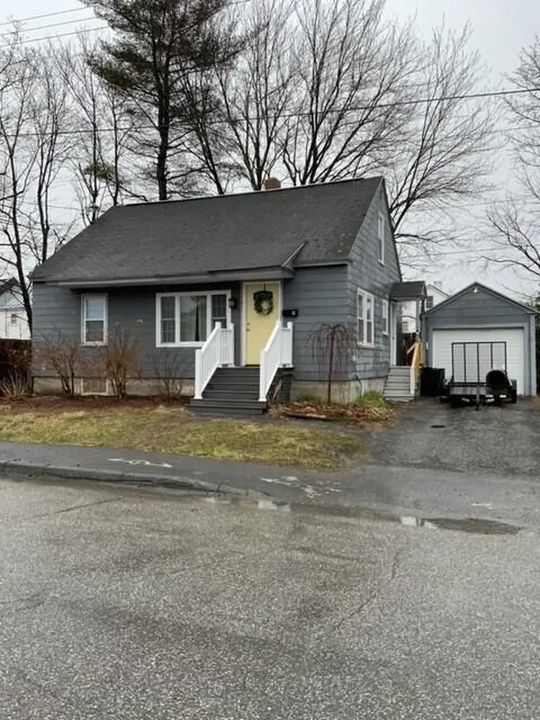 9 Kennison Street Augusta ME 04330