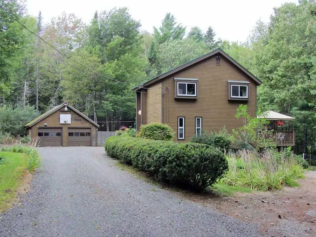 884 Lebanon Road Winterport ME 04496