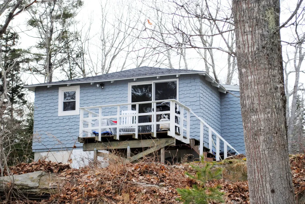 5 Warren Street Harpswell ME 04079