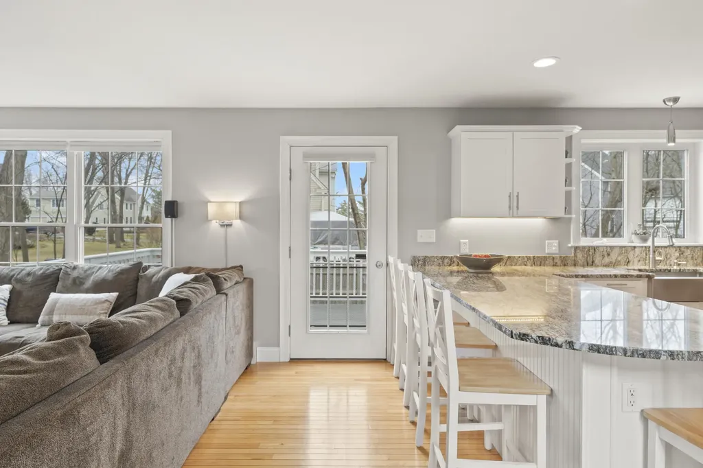 83 Cobb Avenue Portland ME 04102