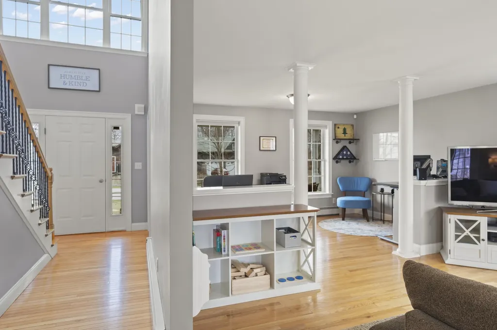 83 Cobb Avenue Portland ME 04102