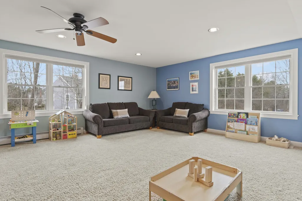 83 Cobb Avenue Portland ME 04102