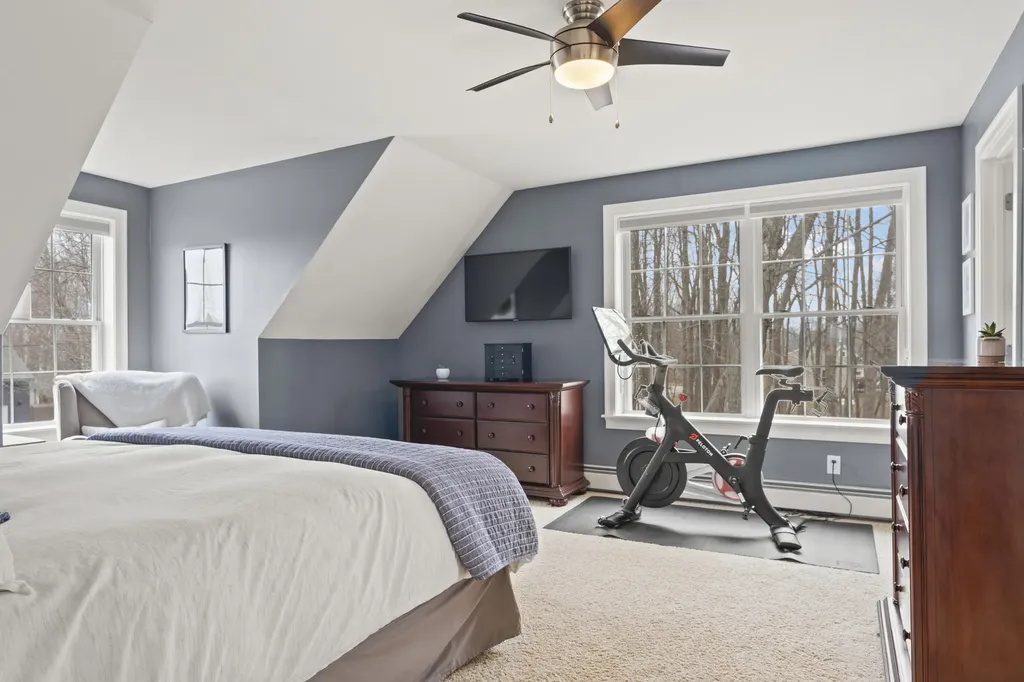 83 Cobb Avenue Portland ME 04102