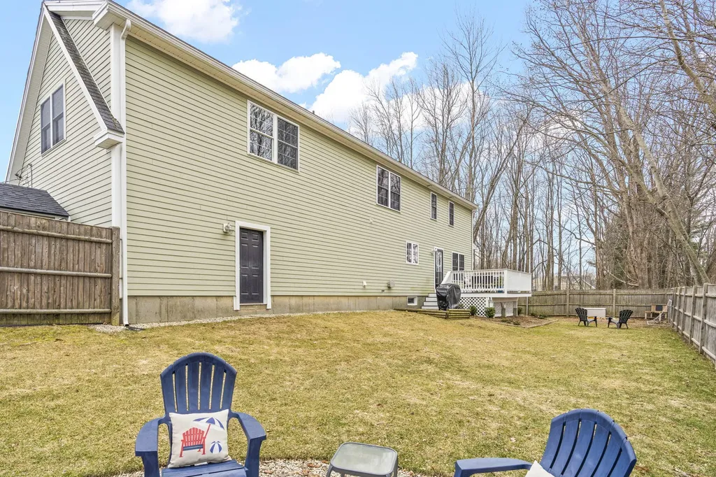 83 Cobb Avenue Portland ME 04102