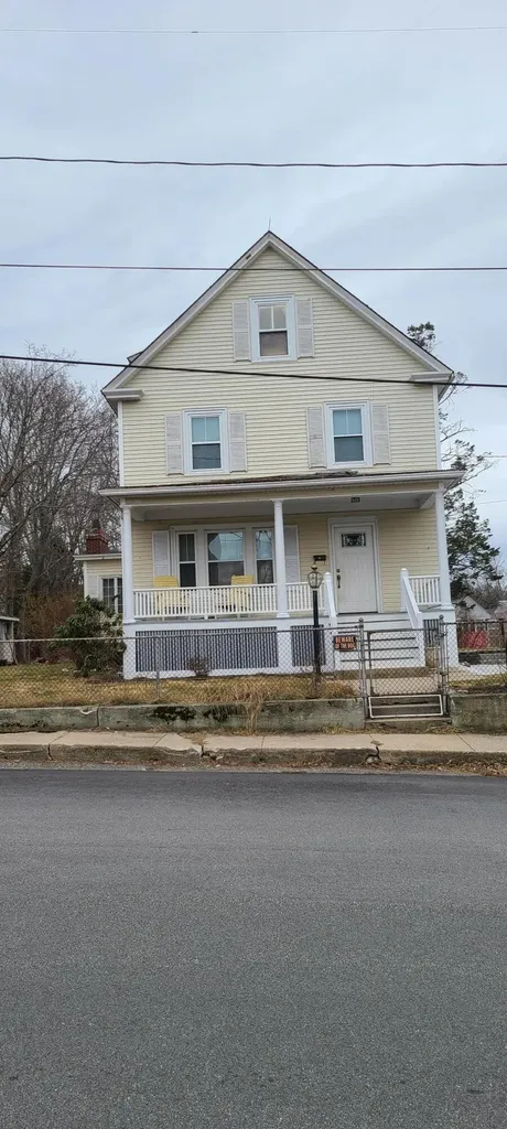 14 Emerson Street Sanford ME 04073