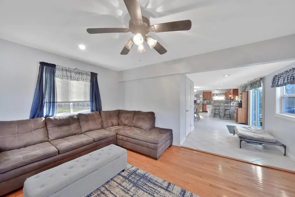 68 Ledgewood Lane Gardiner ME 04345