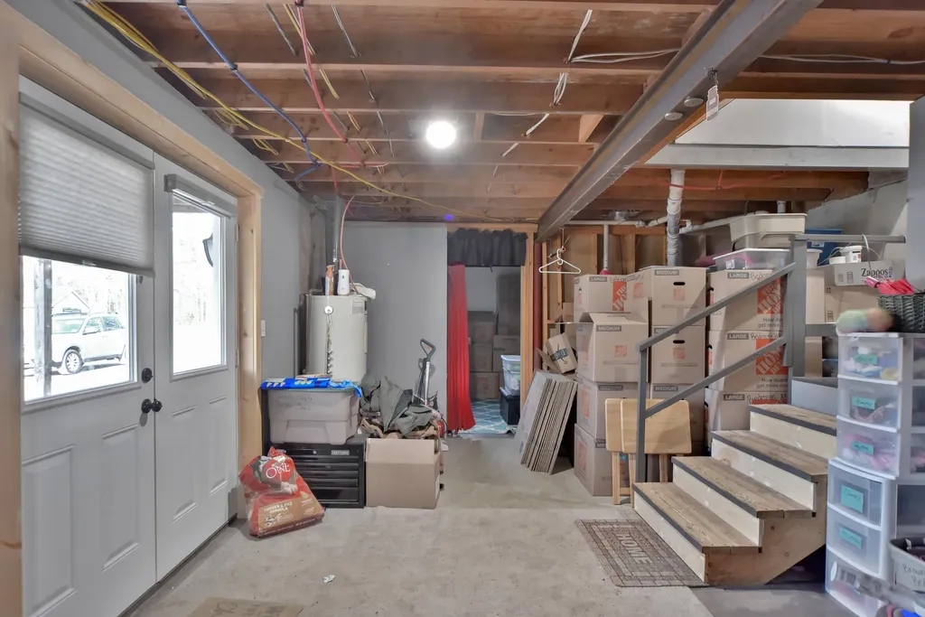 68 Ledgewood Lane Gardiner ME 04345