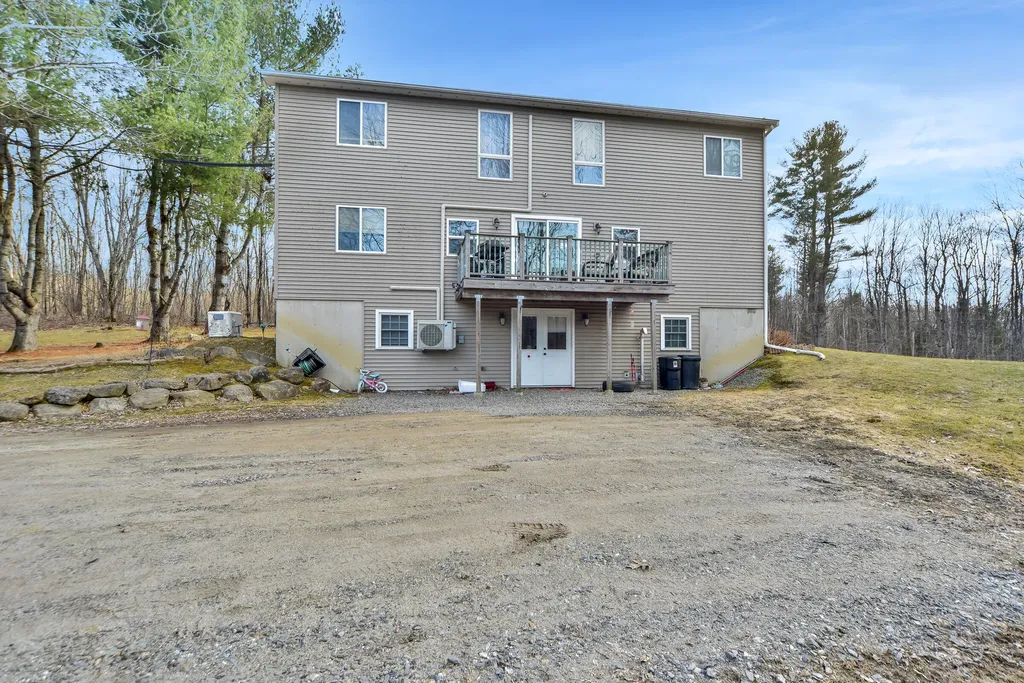 68 Ledgewood Lane Gardiner ME 04345