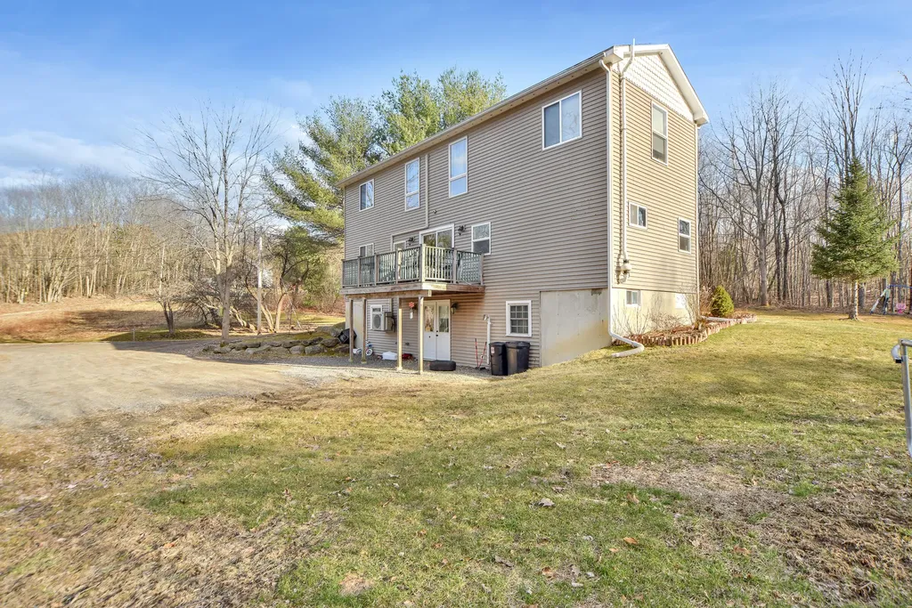 68 Ledgewood Lane Gardiner ME 04345