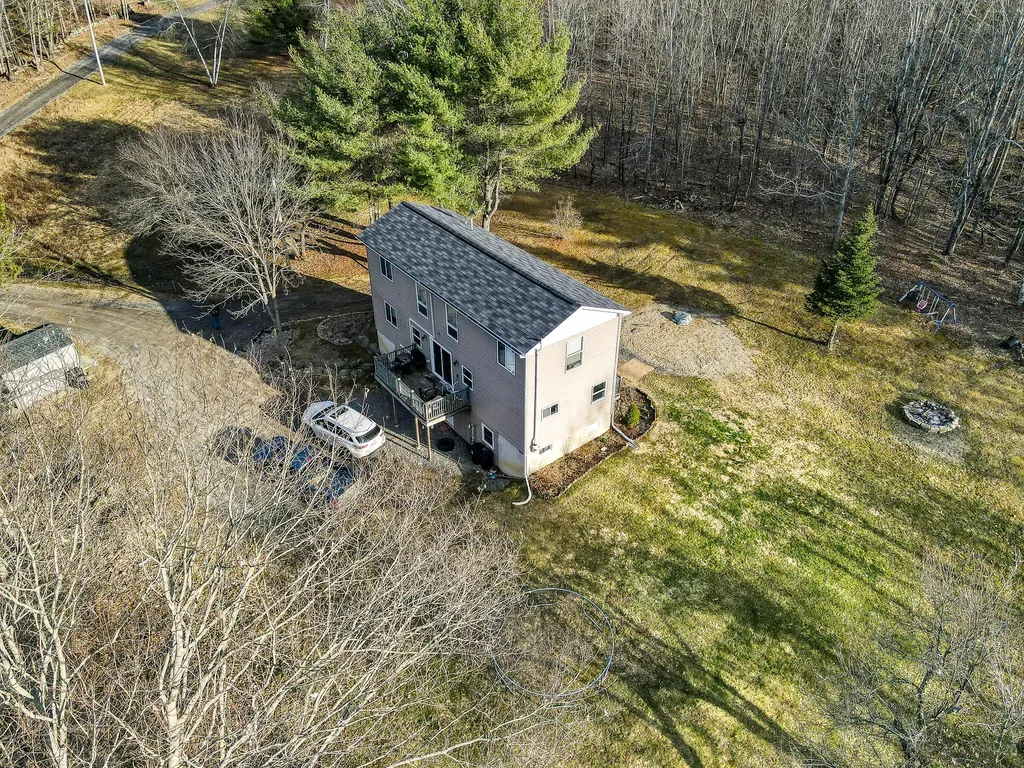 68 Ledgewood Lane Gardiner ME 04345