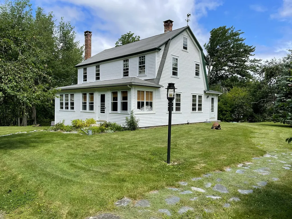 12 Grover Avenue Mount Desert ME 04660