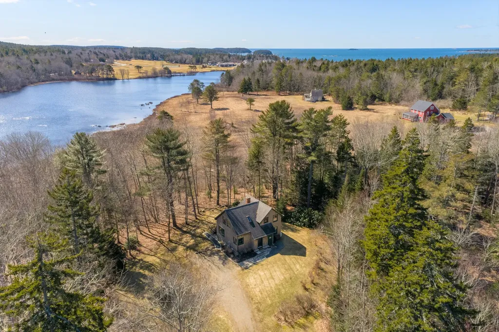 398 Sebasco Road Phippsburg ME 04562
