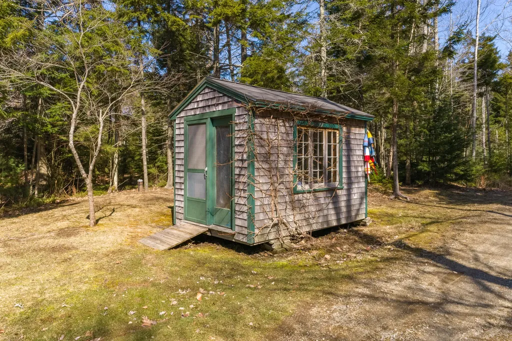 398 Sebasco Road Phippsburg ME 04562