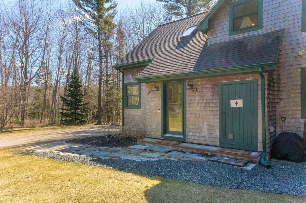 398 Sebasco Road Phippsburg ME 04562