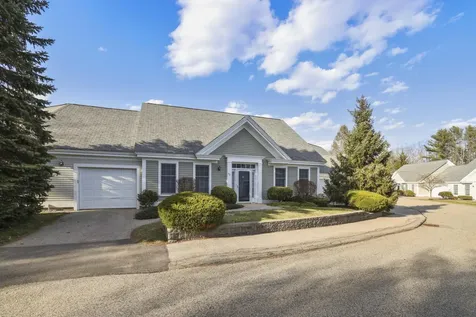 42 Farragut Way Kennebunk ME 04043