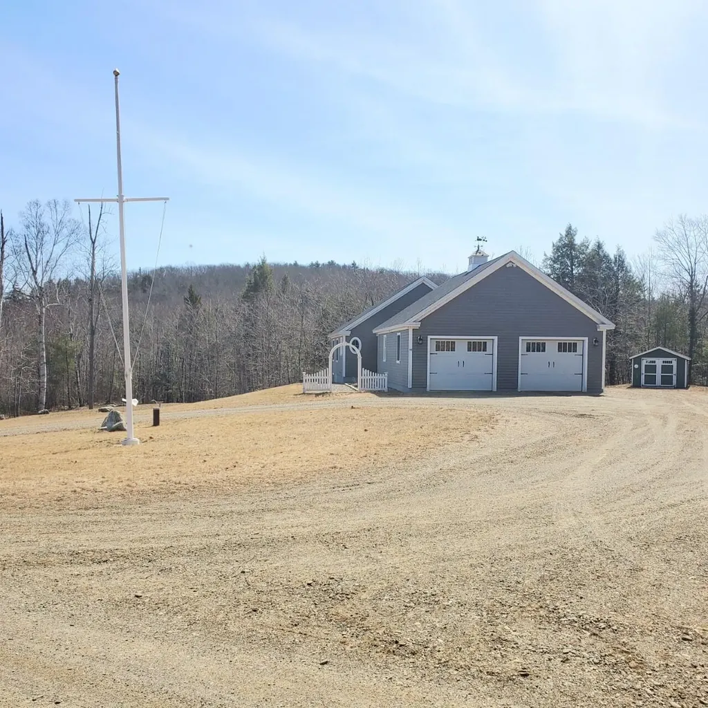 44 Beaver Pond Road Swanville ME 04915