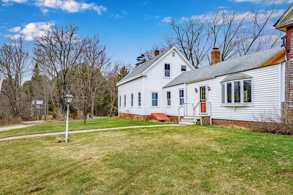 58 Harris Road Cumberland ME 04021