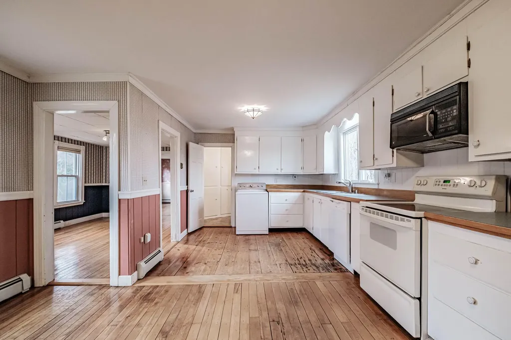 58 Harris Road Cumberland ME 04021