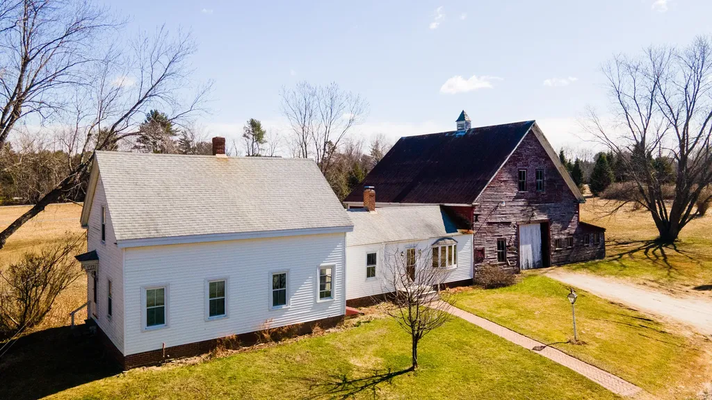 58 Harris Road Cumberland ME 04021