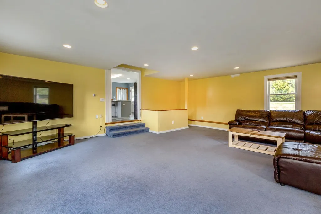 8 Turcotte Road Sabattus ME 04280