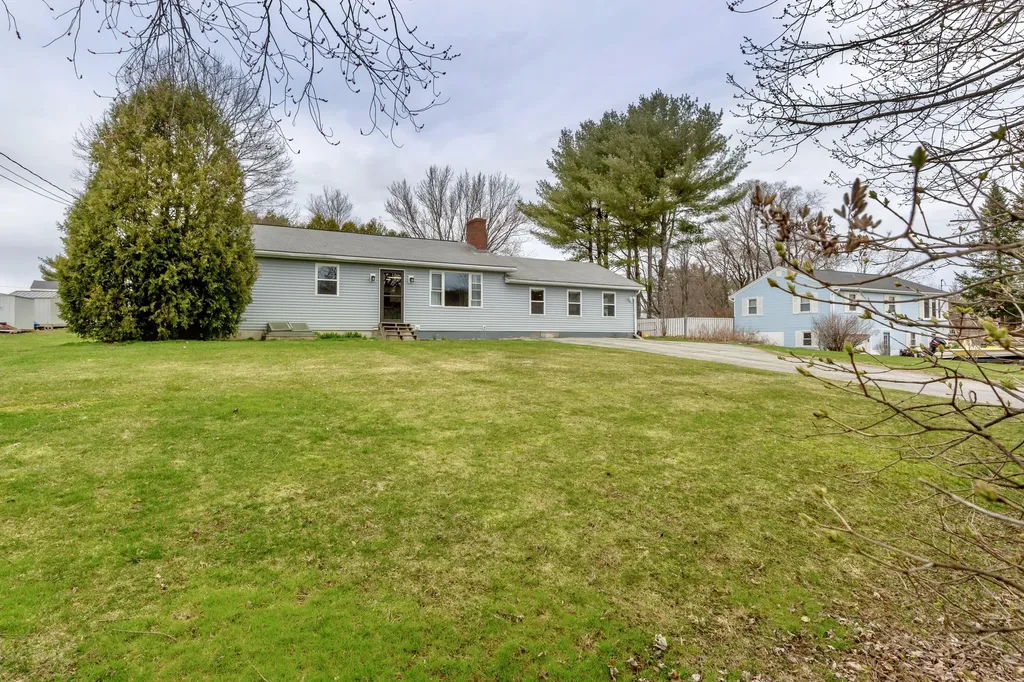 8 Turcotte Road Sabattus ME 04280