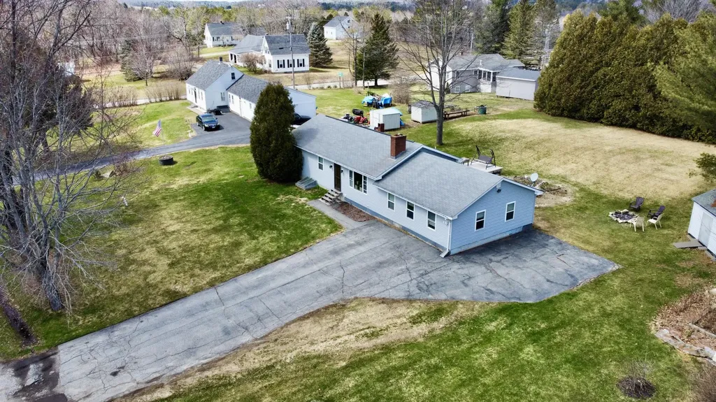 8 Turcotte Road Sabattus ME 04280