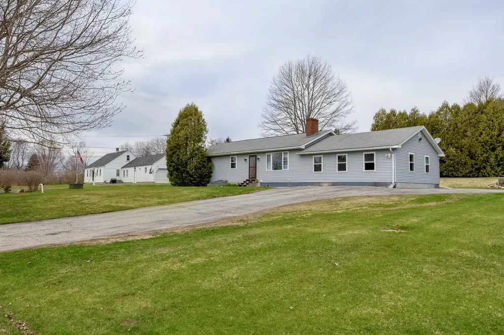 8 Turcotte Road Sabattus ME 04280