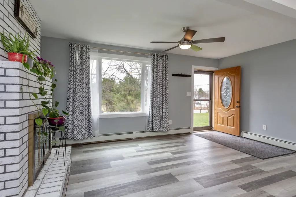 8 Turcotte Road Sabattus ME 04280