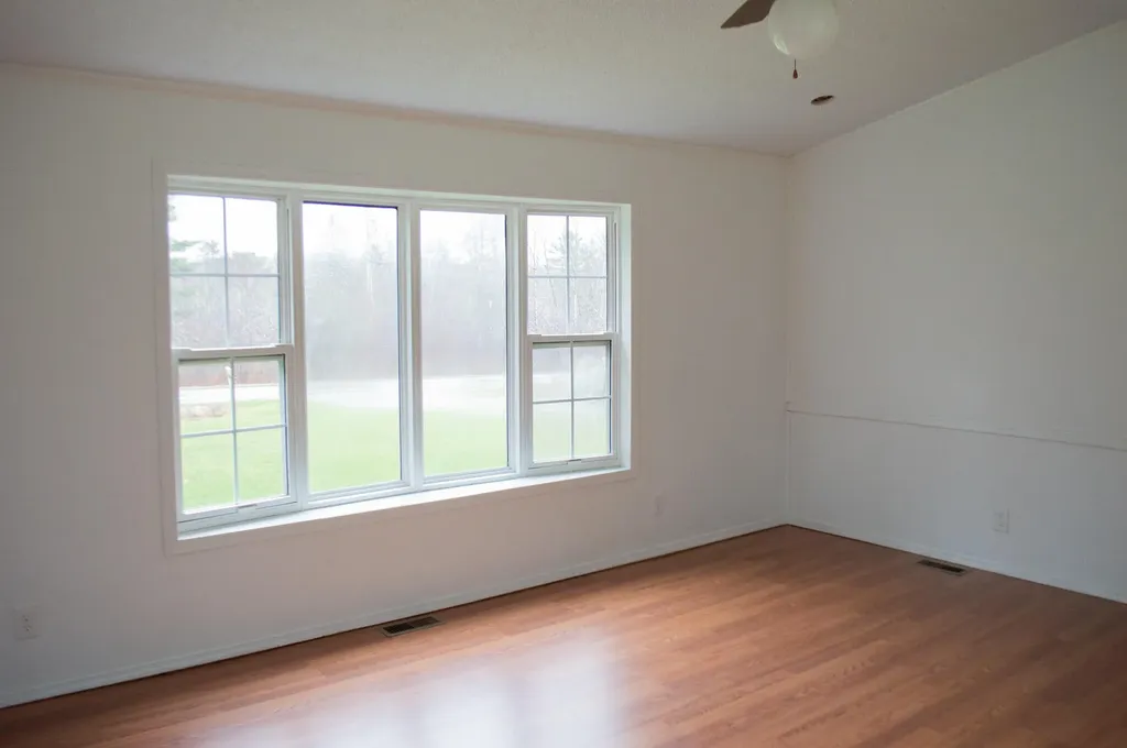 82 Boston Road Winterport ME 04496
