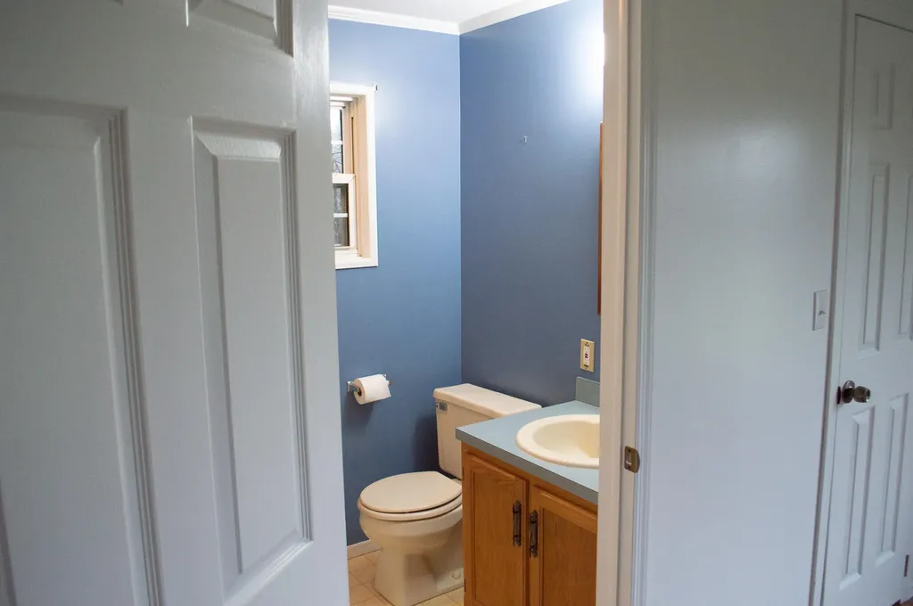 82 Boston Road Winterport ME 04496