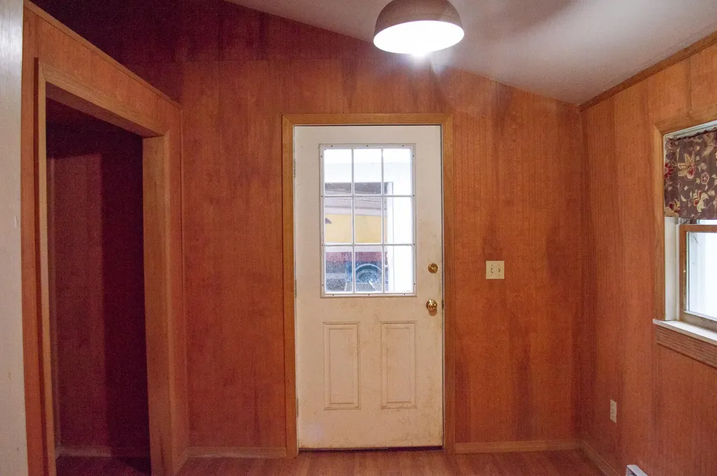 82 Boston Road Winterport ME 04496
